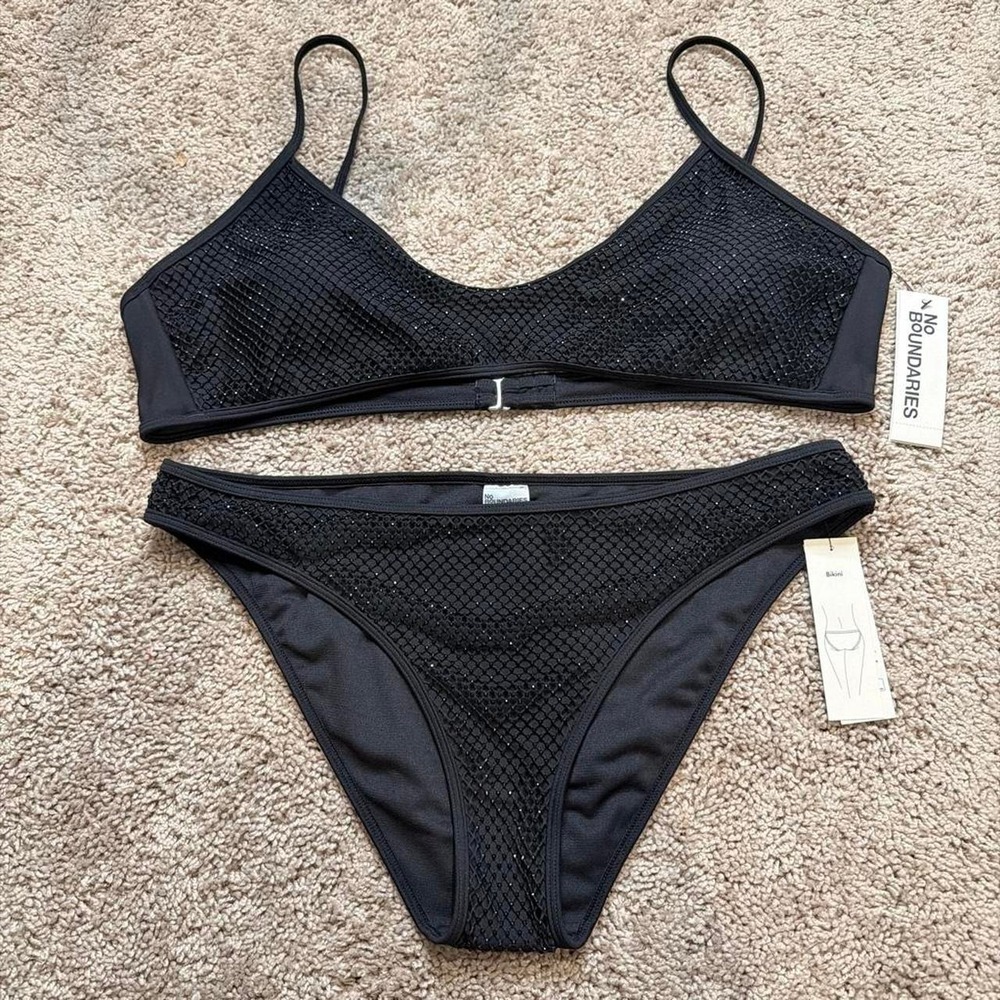 Black bikini set - Picture 1 of 5